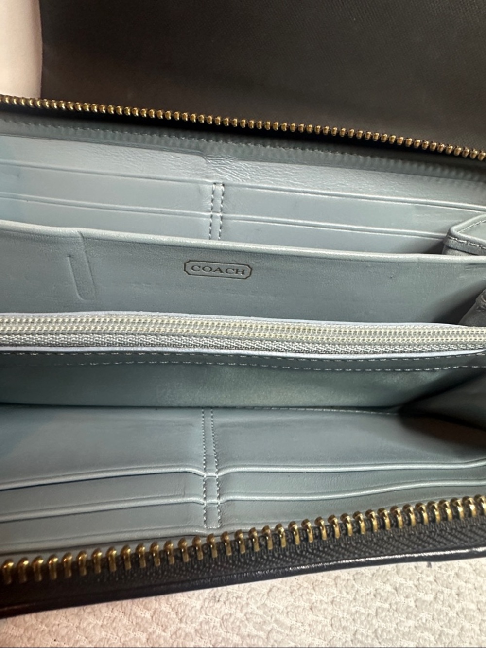 Coach Black Leatherware Zip Wallet with Gold Buckle Details - Picture 7 of 9